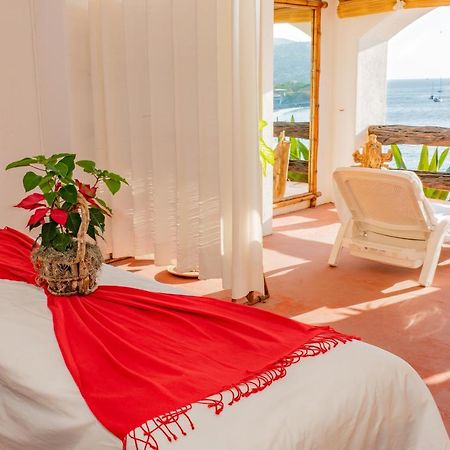 Hotel Irma Сиуатанехо Екстериор снимка