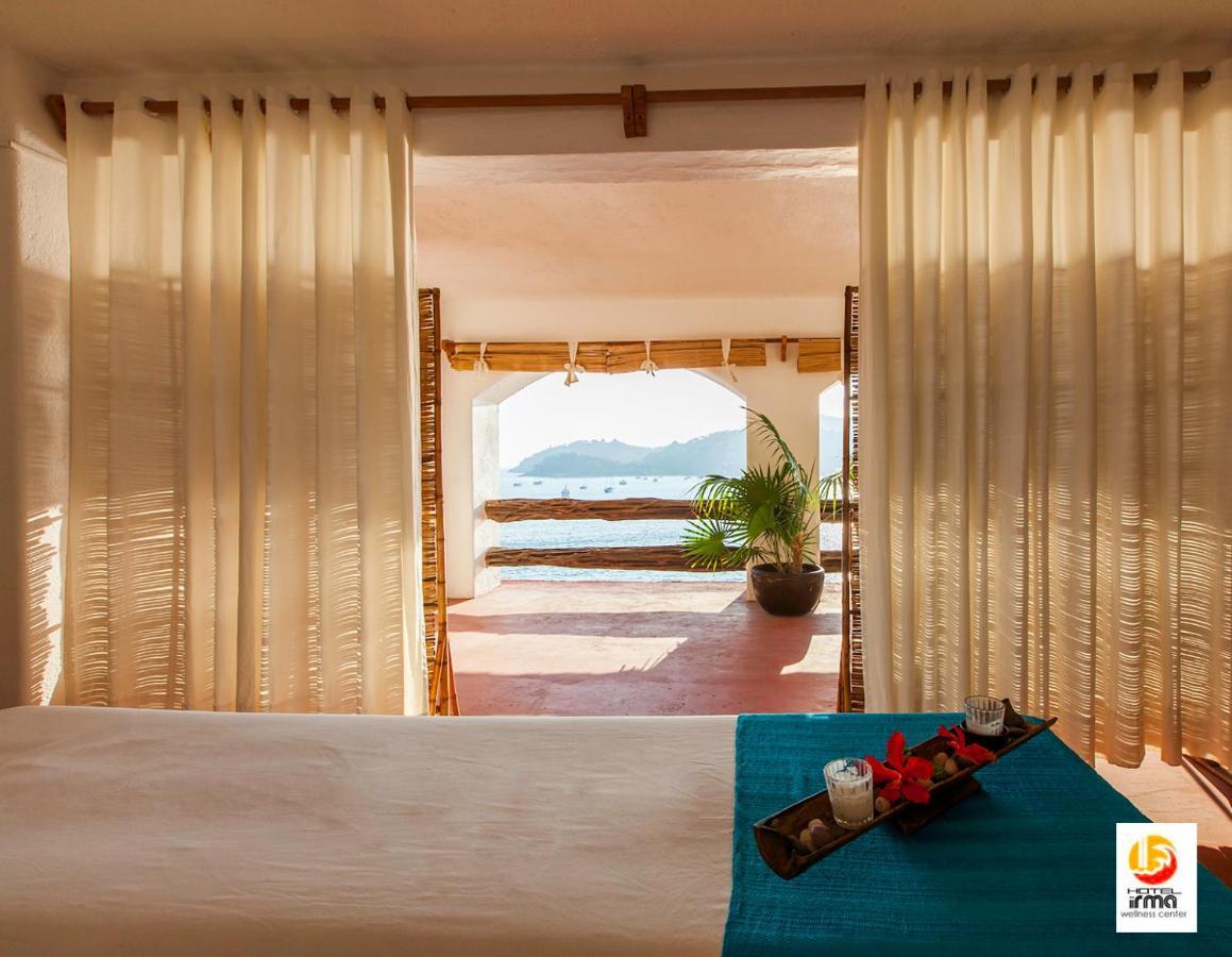 Hotel Irma Сиуатанехо Екстериор снимка